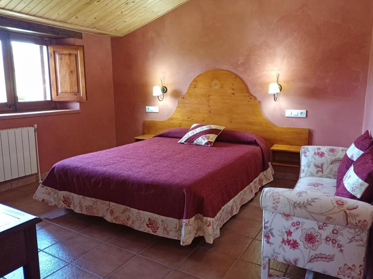 Masia Rovira Pinell de Solsones Bagian luar foto